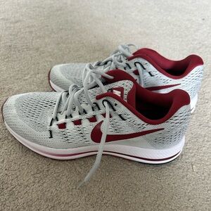 Nike Zoom Vomero 12 Running Shoe (New without tags-replaced insole)